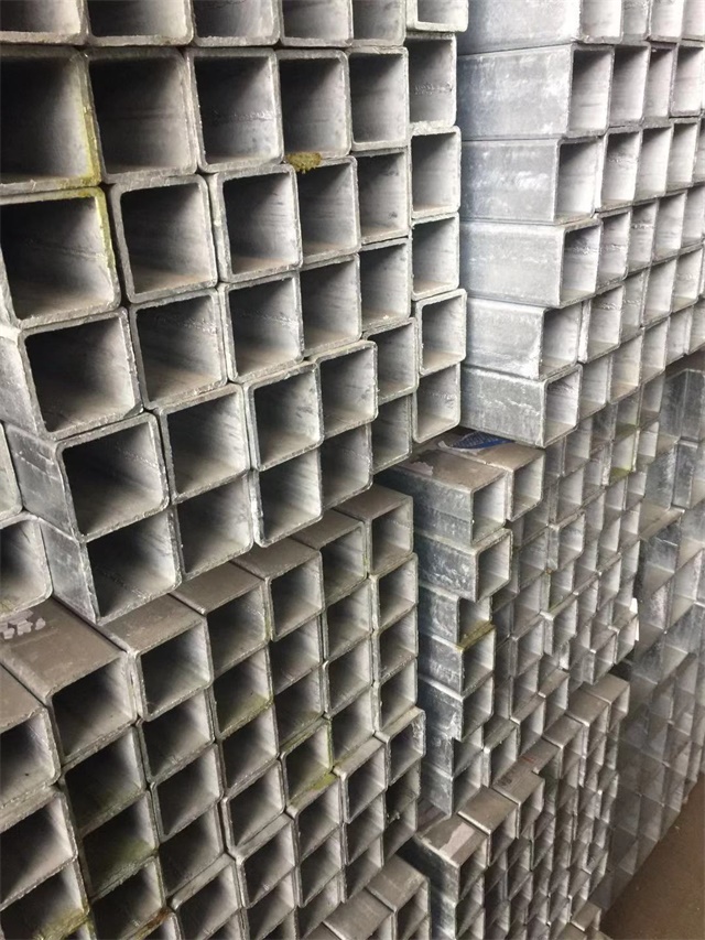 低合金 Q355B 临沧临沧临沧镀锌无缝方管 工程专用无缝临沧临沧临沧镀锌方管